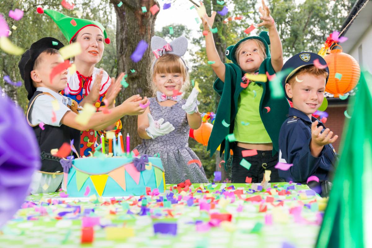 Déguisements pour une fête d'anniversaire